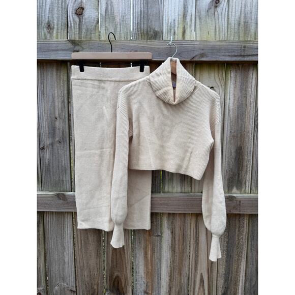 Moodie Ribbed Knit Two-Piece Set  - Picture 7 of 7